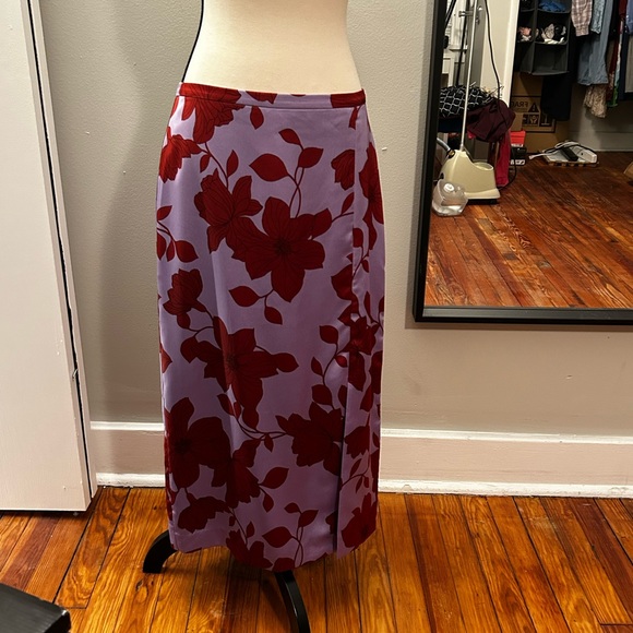 Vibrant Ann Taylor Skirt Size 8 - Picture 8 of 10